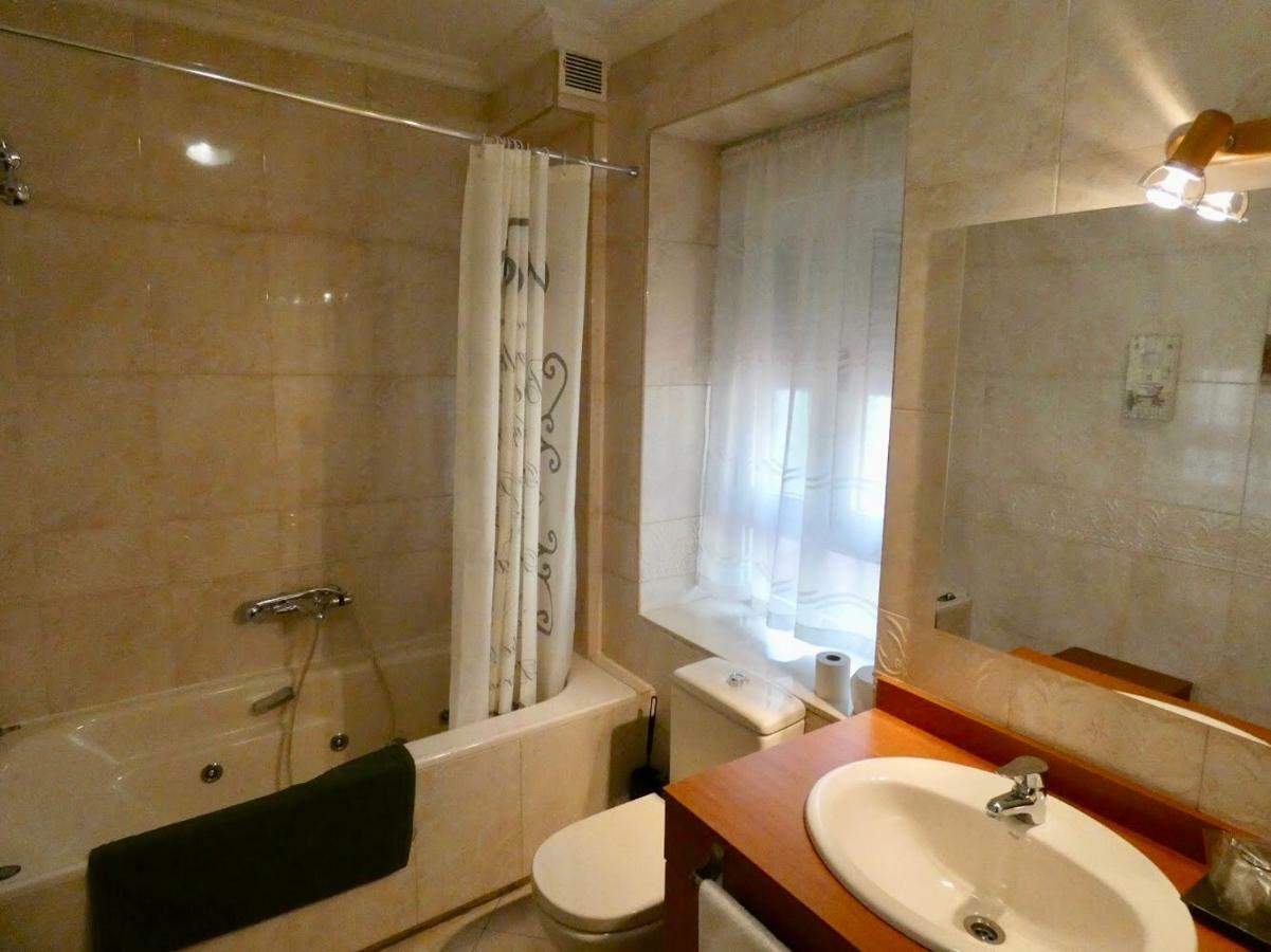 Apartamentos Turisticos Avila Villa Carmen II ภายนอก รูปภาพ