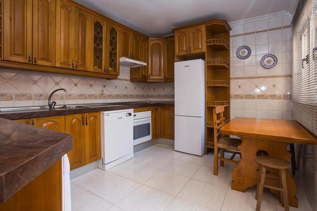 Apartamentos Turisticos Avila Villa Carmen II ภายนอก รูปภาพ