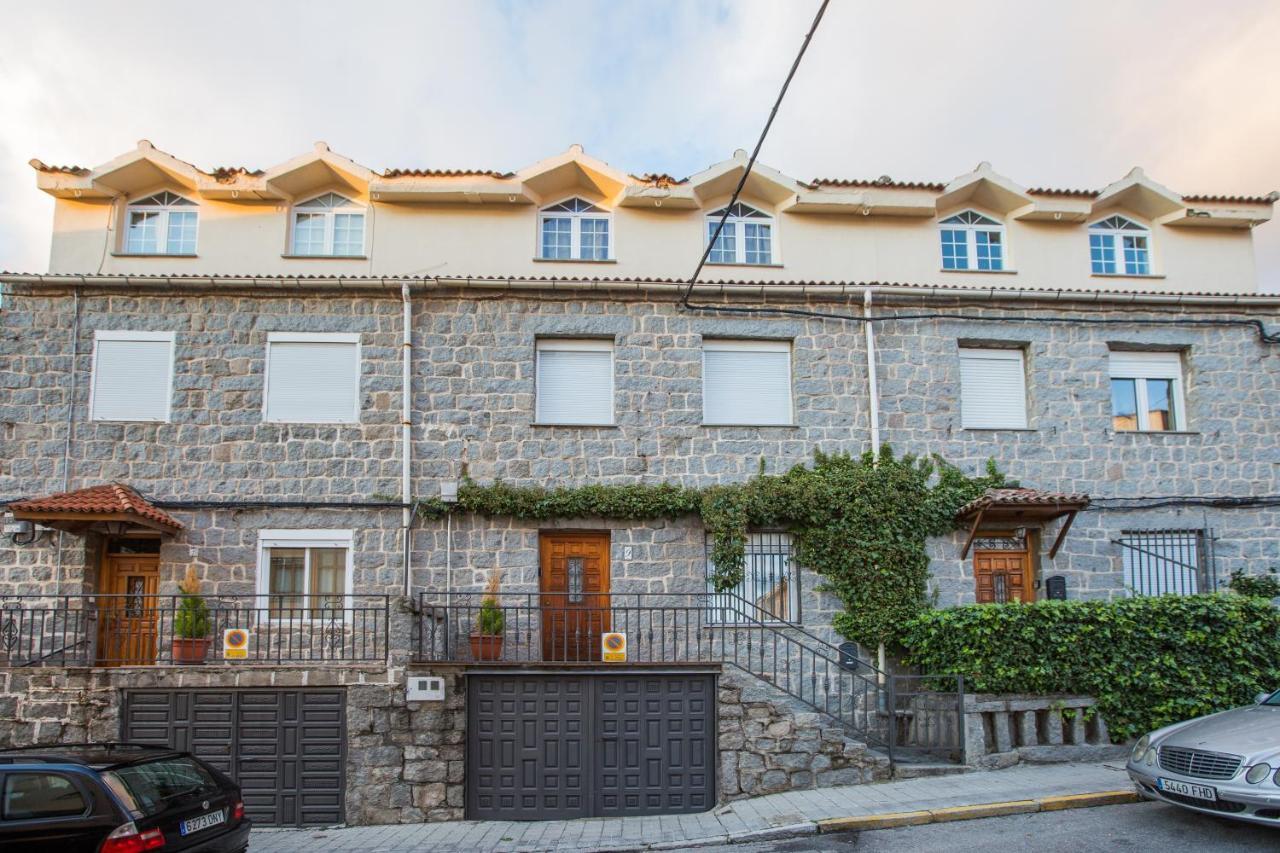 Apartamentos Turisticos Avila Villa Carmen II ภายนอก รูปภาพ